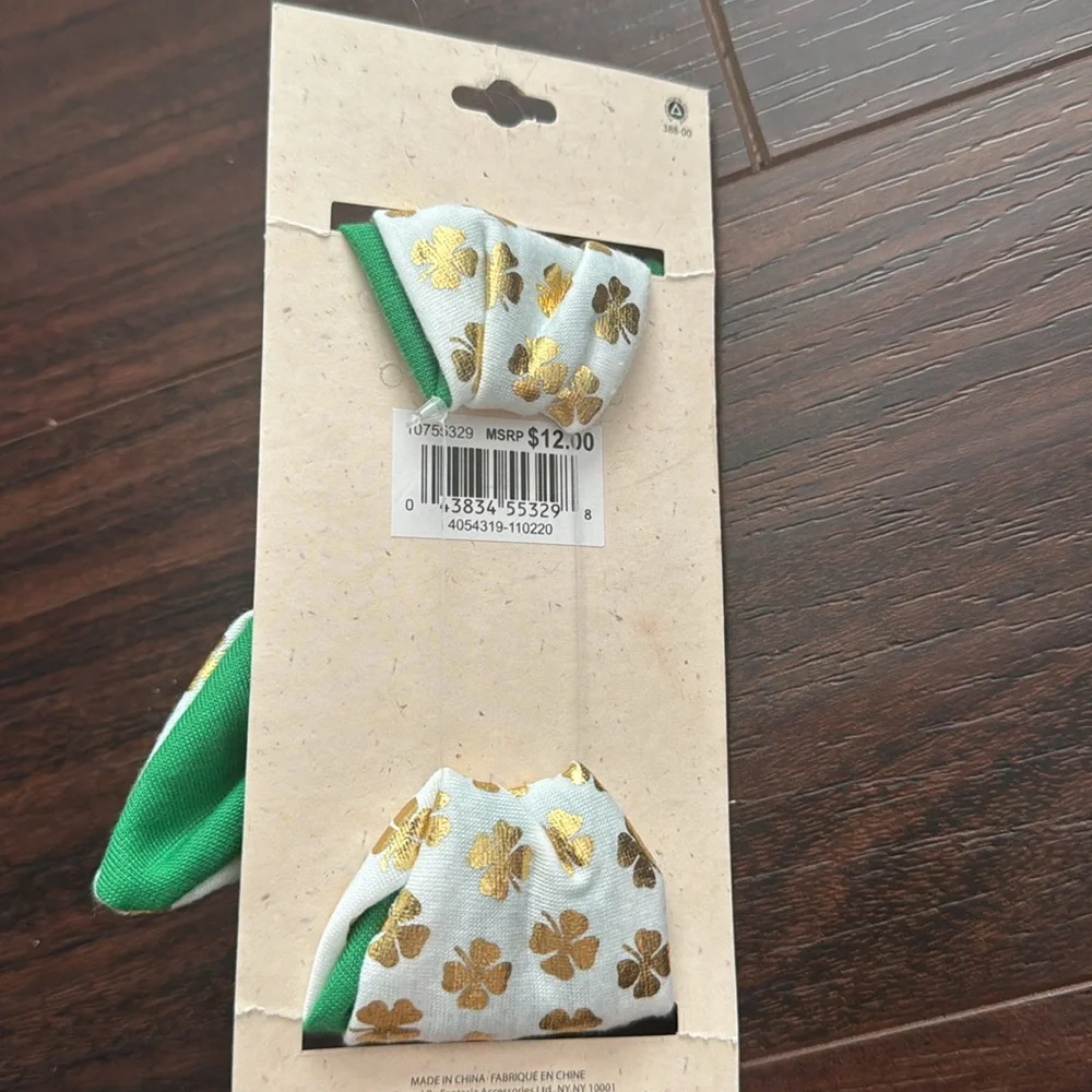 Tiny Treasures NWT St Patrick’s green gold‎ and white shamrock headwrap headband